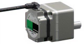 反输出轴方向出线：B