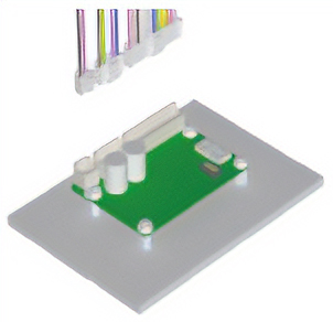 连接器的方向相对于基板是向上的